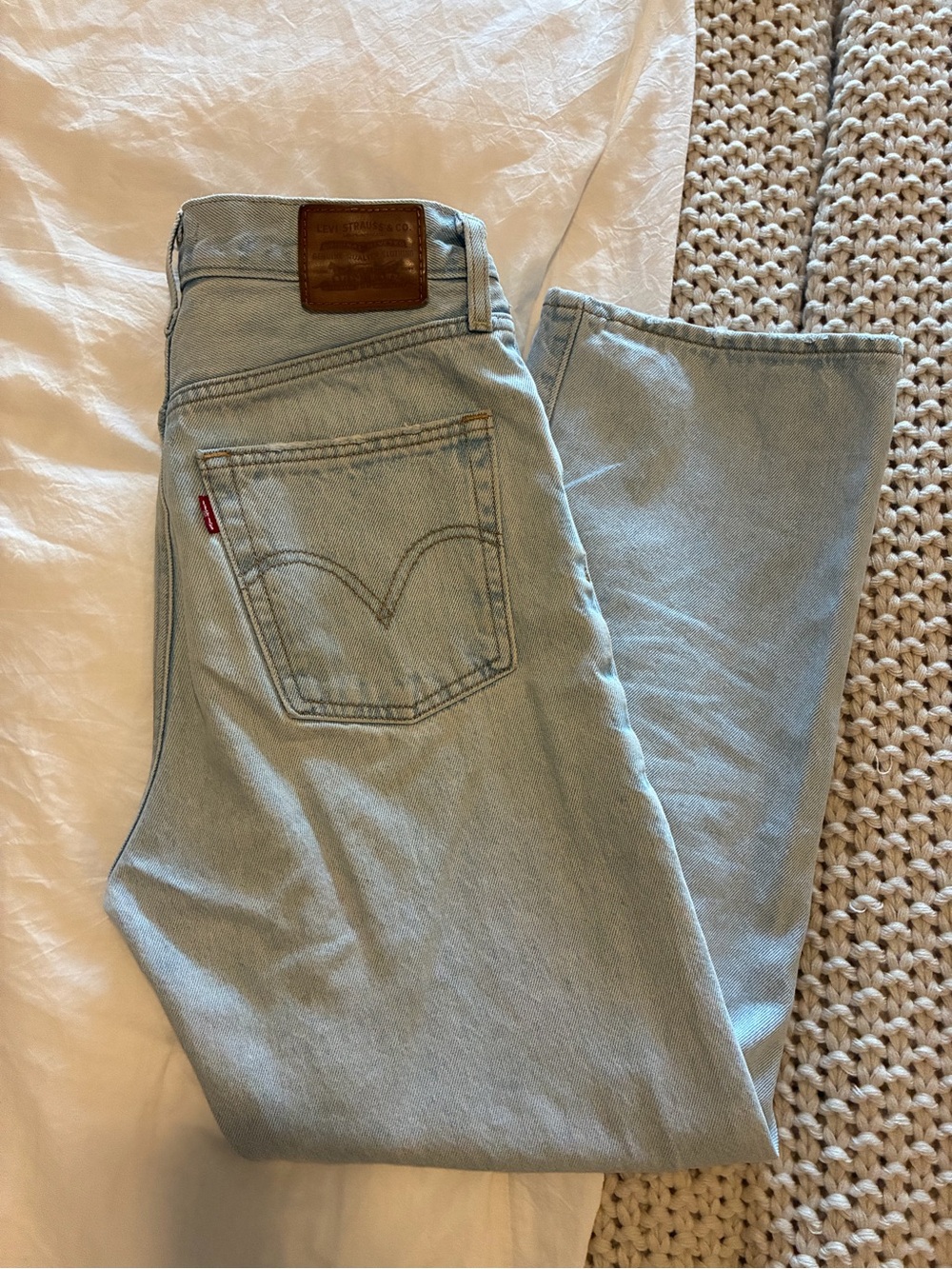 Levi's Light Blue Ribcage Straight Ankle Women's Jeans